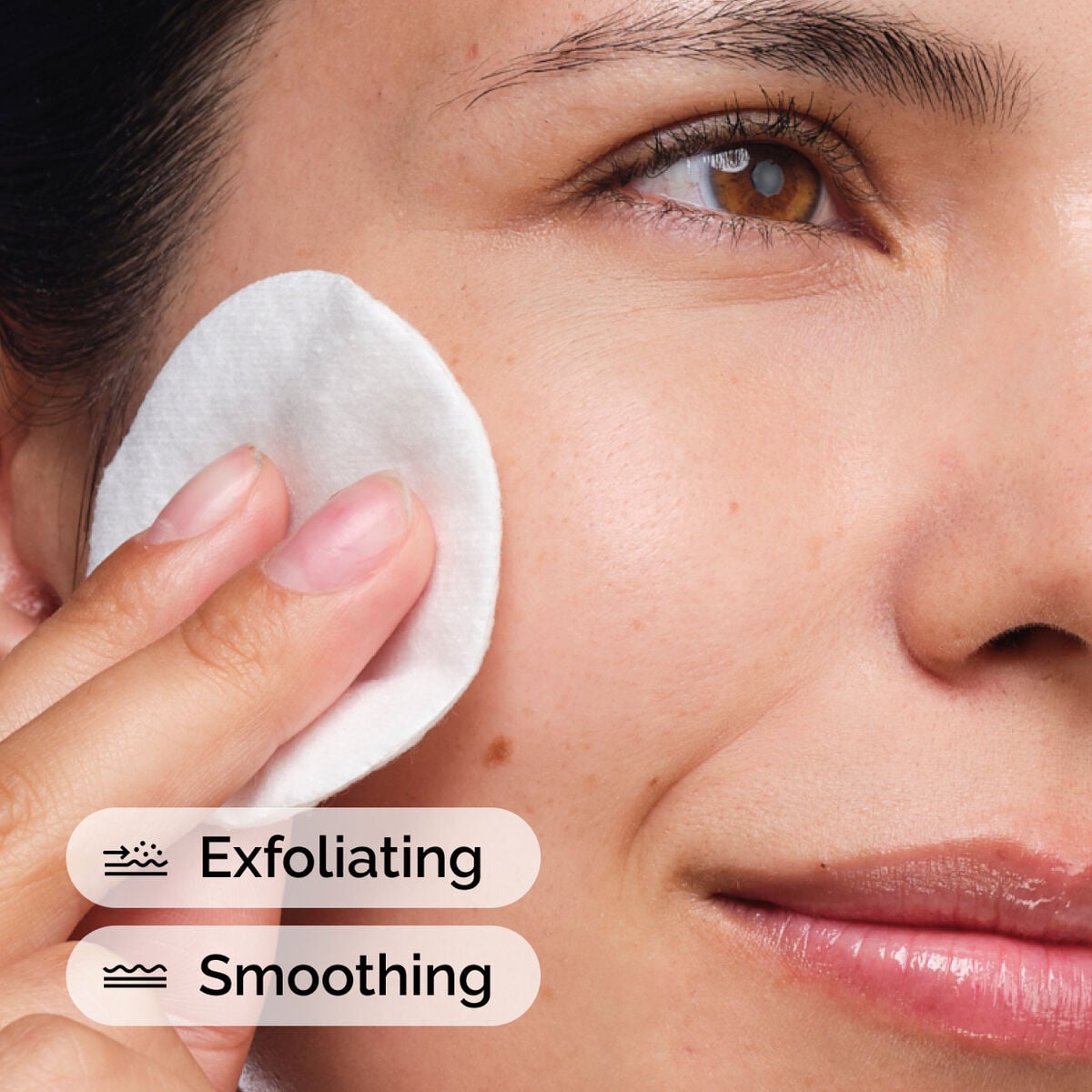 glycolic-acid-7-exfoliating-toner-w1 ord-glycolic-acid-exfoliating-toner-model-application-with-benefits.jpg